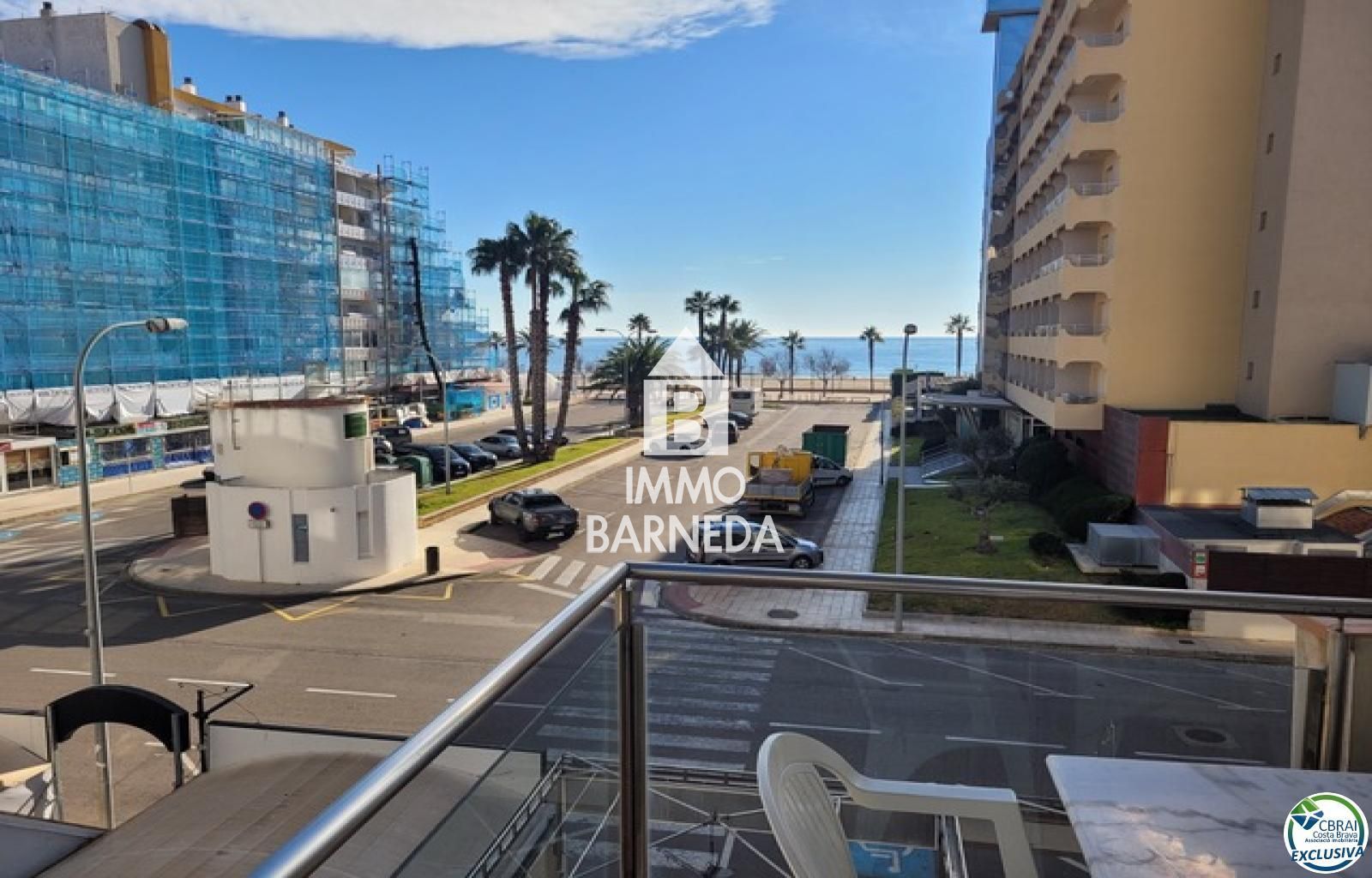ROSES - SANTA MARGARITA: Apartamento cerca de la playa en venta