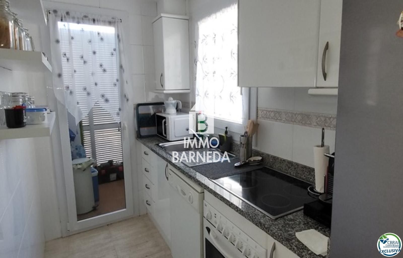 ROSES - SANTA MARGARIDA: Apartament a prop de la platja en venda