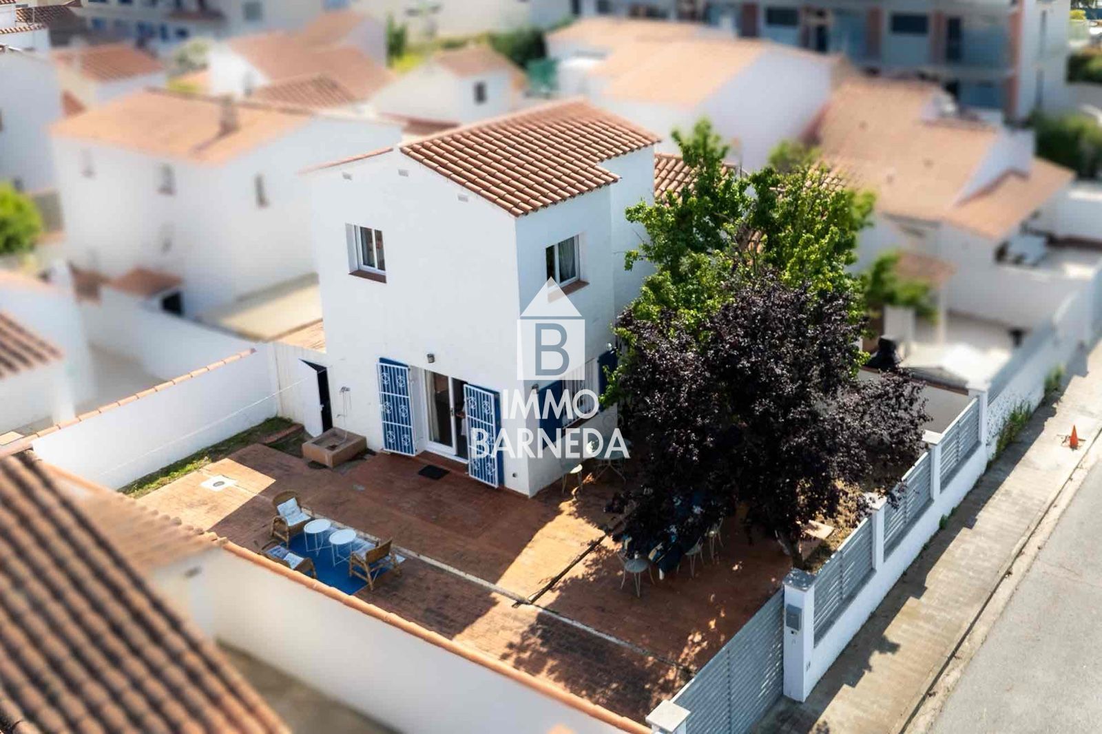 Encantadora casa adosada reformada con jardín privado – Santa Margarita, Roses