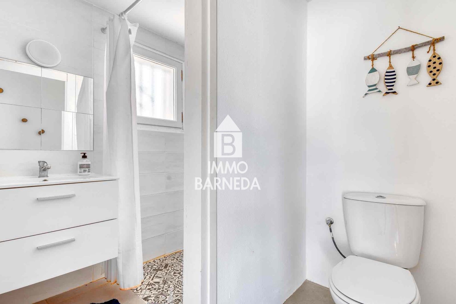 Encantadora casa adosada reformada con jardín privado – Santa Margarita, Roses