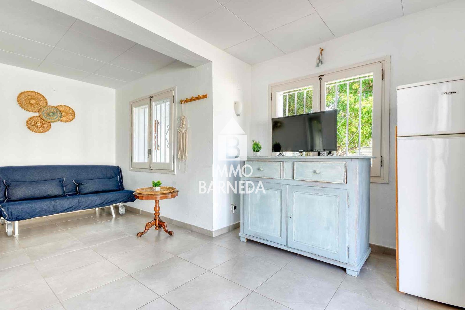 Encantadora casa adosada reformada con jardín privado – Santa Margarita, Roses