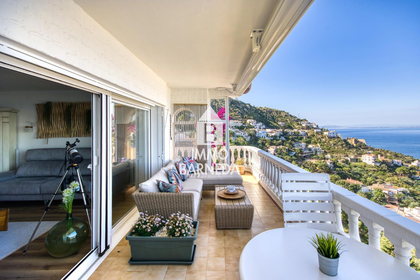 Exklusive Wohnung mit Panoramablick auf das Meer, den Fischerhafen und die Bucht von Rosas