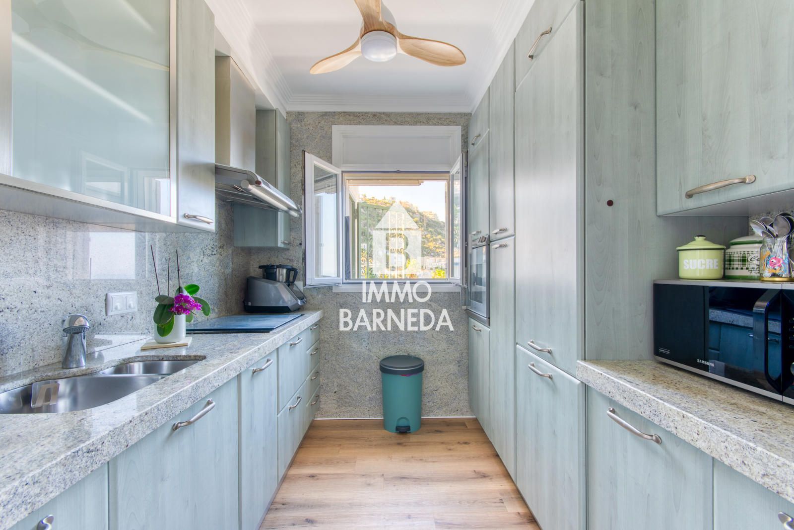 Exklusive Wohnung mit Panoramablick auf das Meer, den Fischerhafen und die Bucht von Rosas