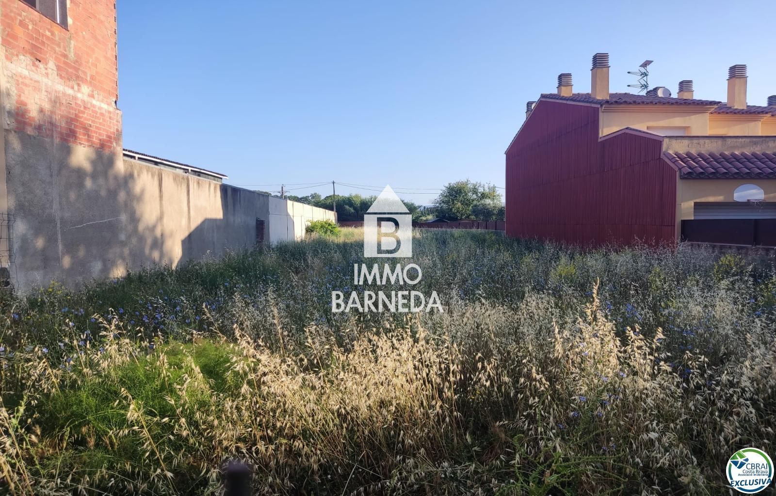 Großes Baugrundstück in Figueres