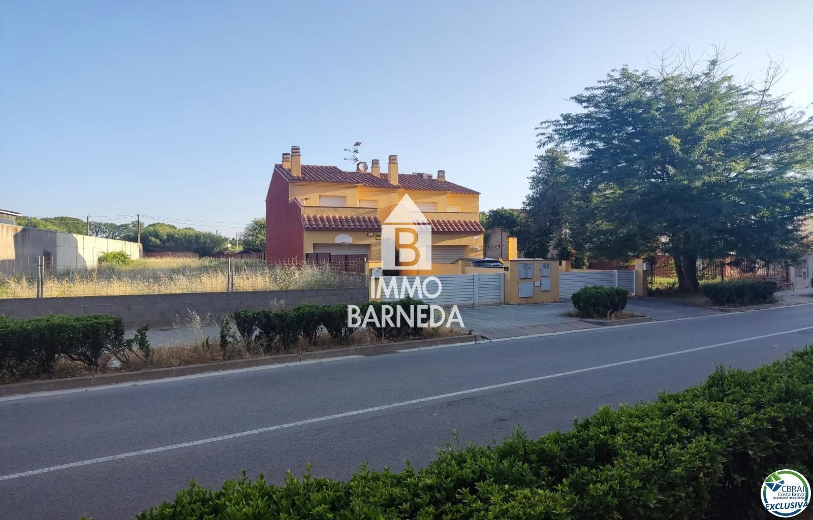 Großes Baugrundstück in Figueres