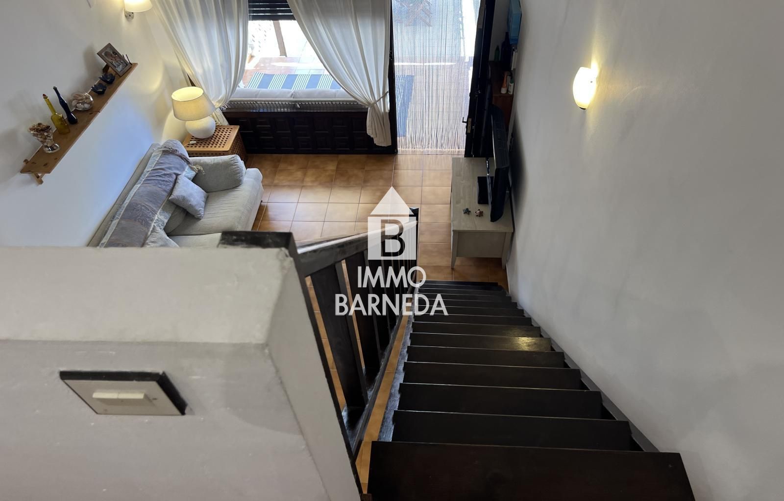 Encantadora Casa Adossada en Venda a Empuriabrava – Sector Ebre