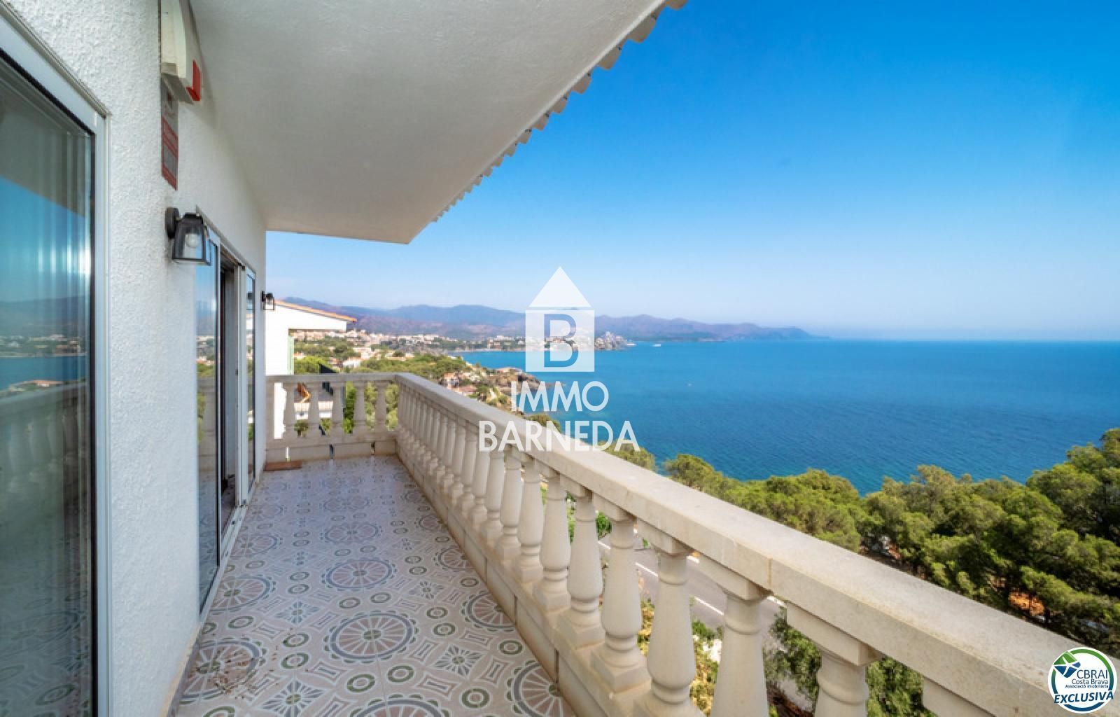 Villa con magníficas vistas panorámicas al mar