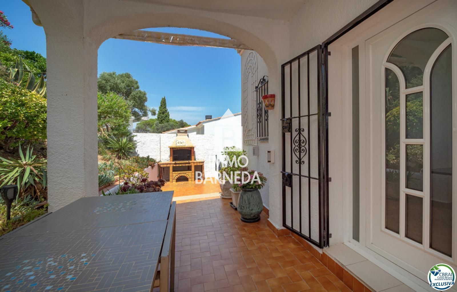 Villa con magníficas vistas panorámicas al mar