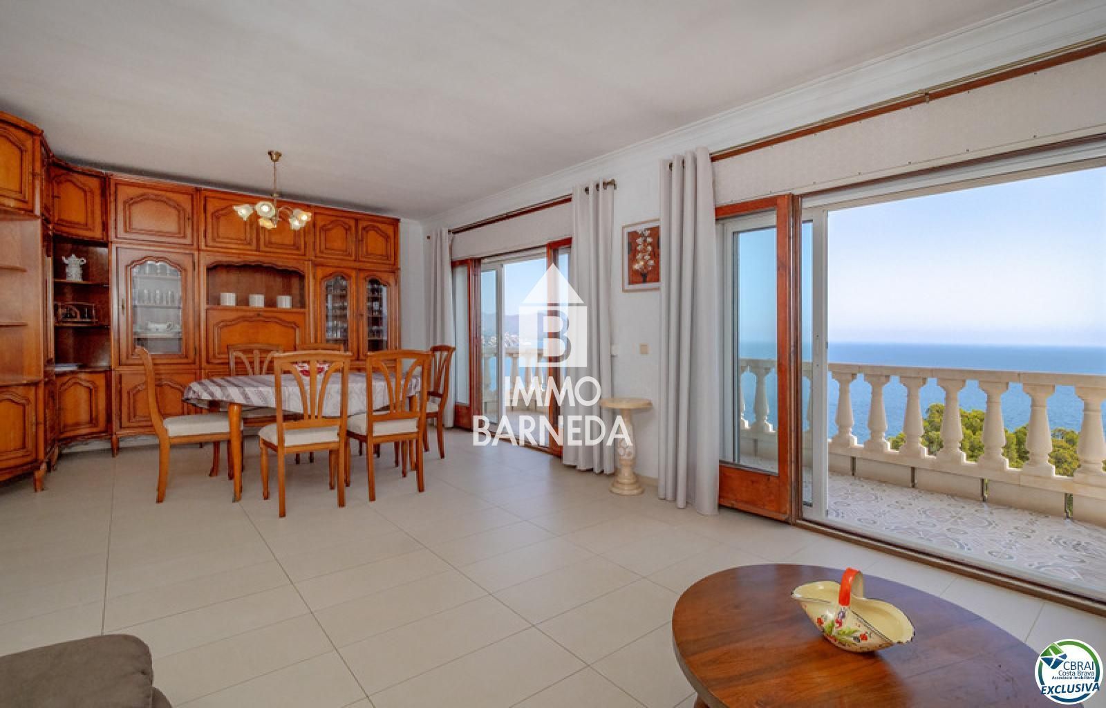 Villa con magníficas vistas panorámicas al mar