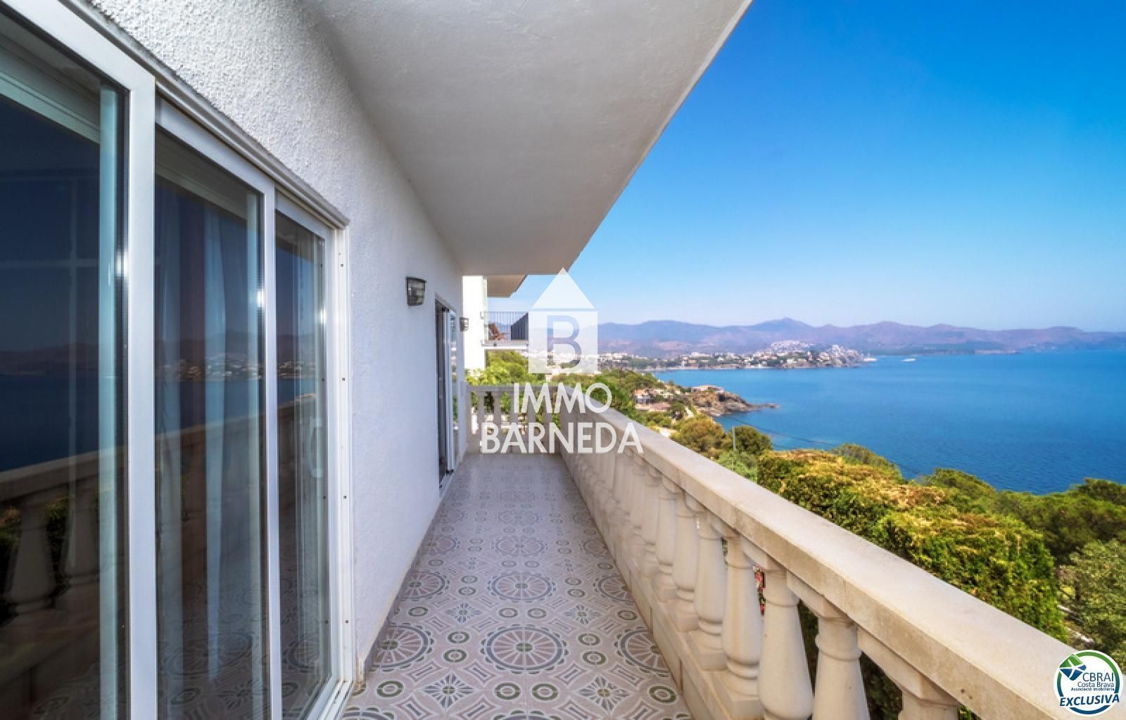 Villa con magníficas vistas panorámicas al mar