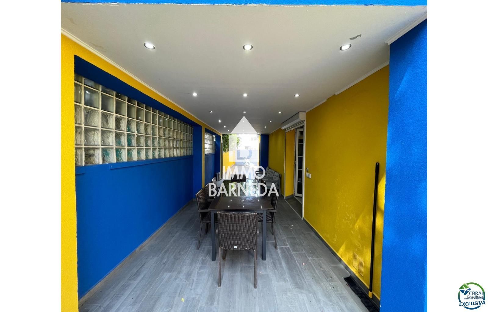 Xalet ideal per llogar amb llicència turística, piscina, zona residencial, F5, 4 banys