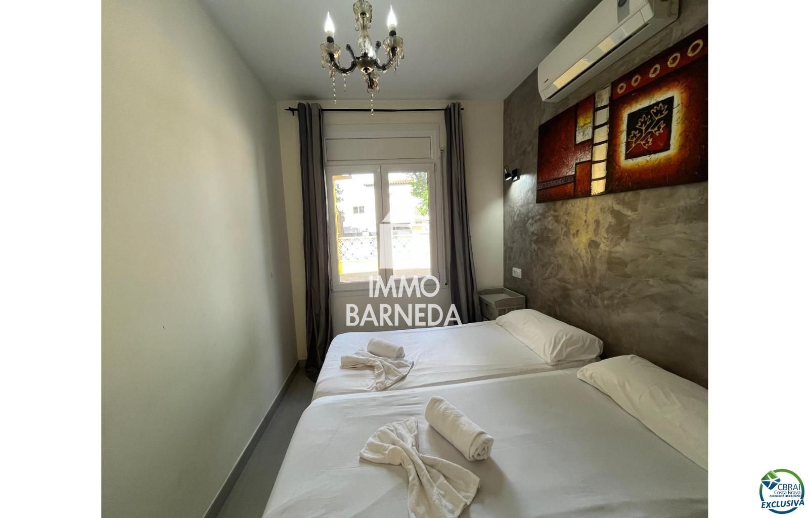Xalet ideal per llogar amb llicència turística, piscina, zona residencial, F5, 4 banys