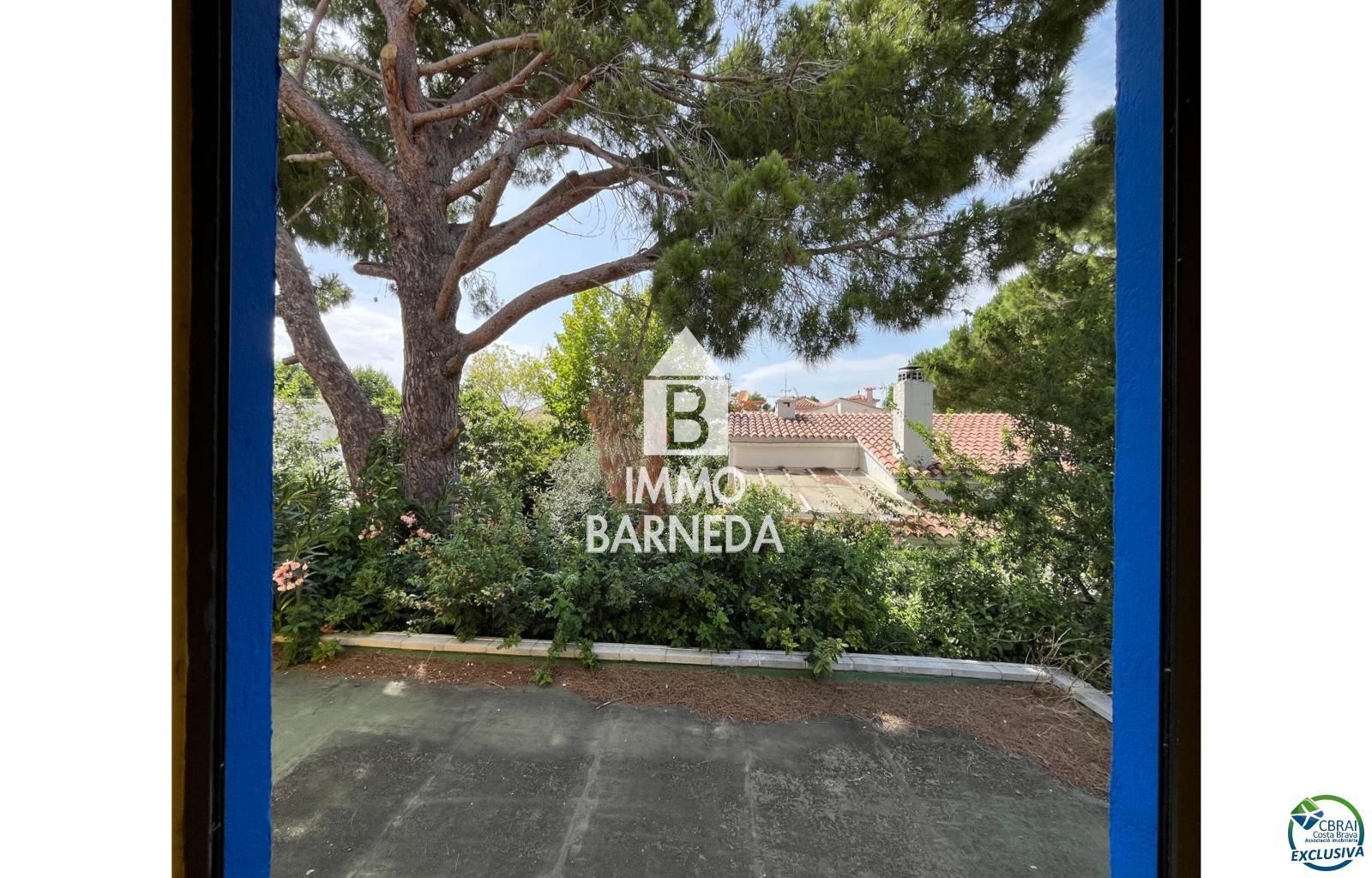 Xalet ideal per llogar amb llicència turística, piscina, zona residencial, F5, 4 banys