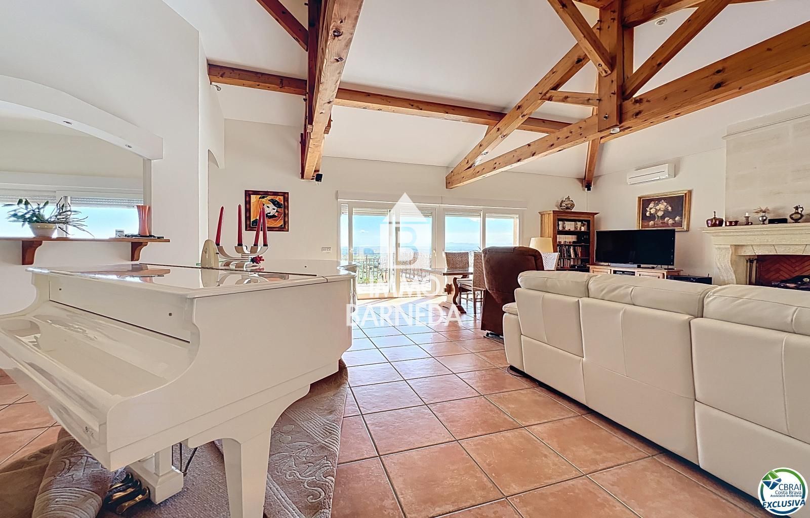 EN VENDA – 🏡 VIL·LA D'ALT STANDING AMB VISTES AL MAR A PAU, COSTA BRAVA