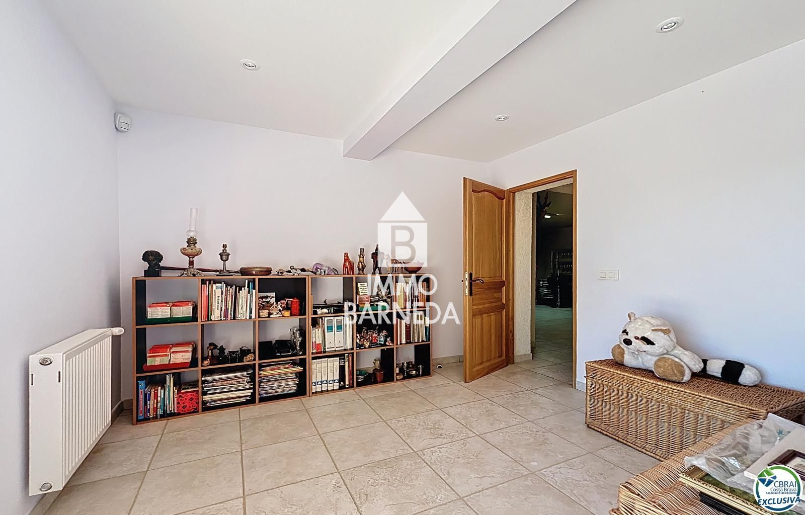 EN VENDA – 🏡 VIL·LA D'ALT STANDING AMB VISTES AL MAR A PAU, COSTA BRAVA