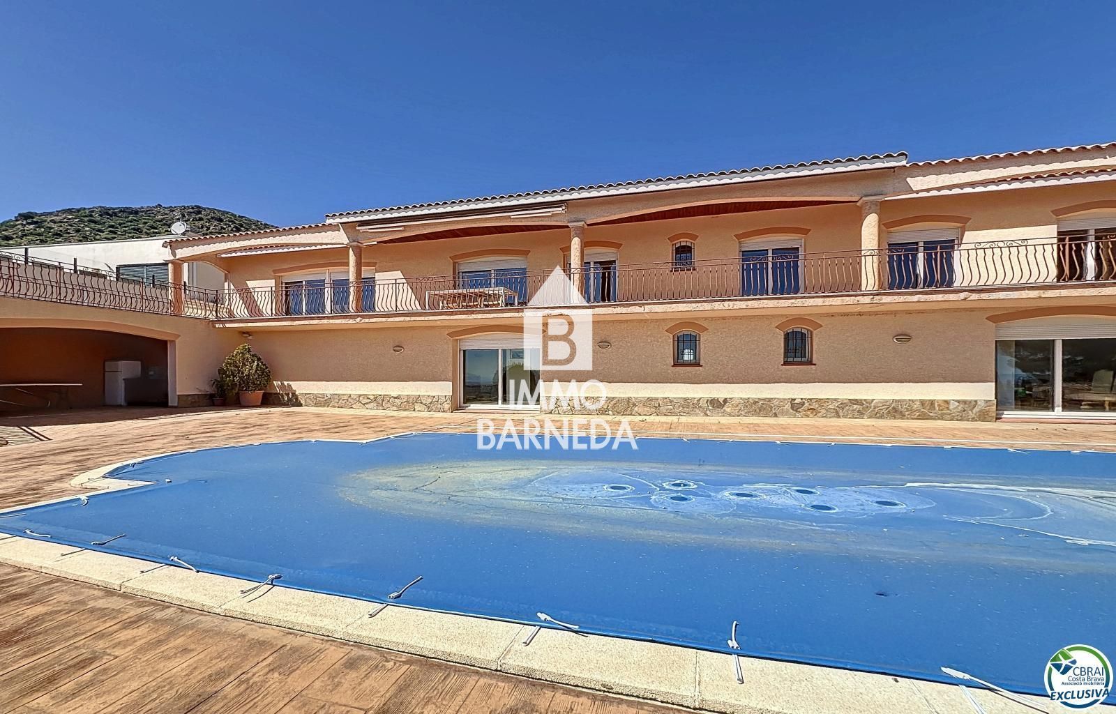 EN VENDA – 🏡 VIL·LA D'ALT STANDING AMB VISTES AL MAR A PAU, COSTA BRAVA