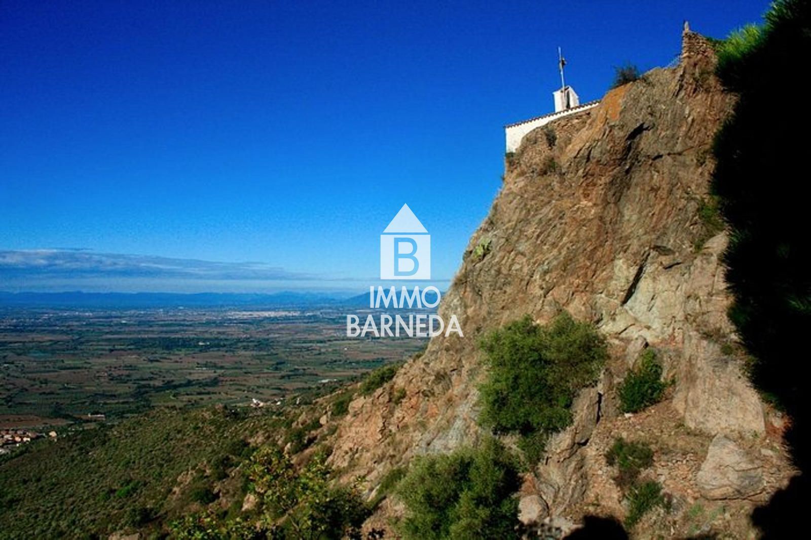 EN VENDA – 🏡 VIL·LA D'ALT STANDING AMB VISTES AL MAR A PAU, COSTA BRAVA