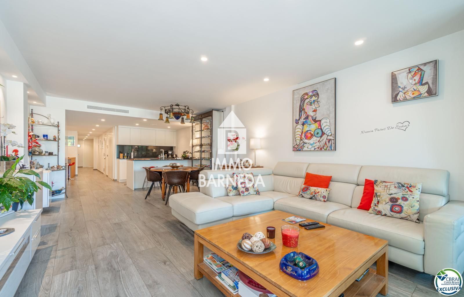 Magnífico Apartamento en Primera Línea de Mar