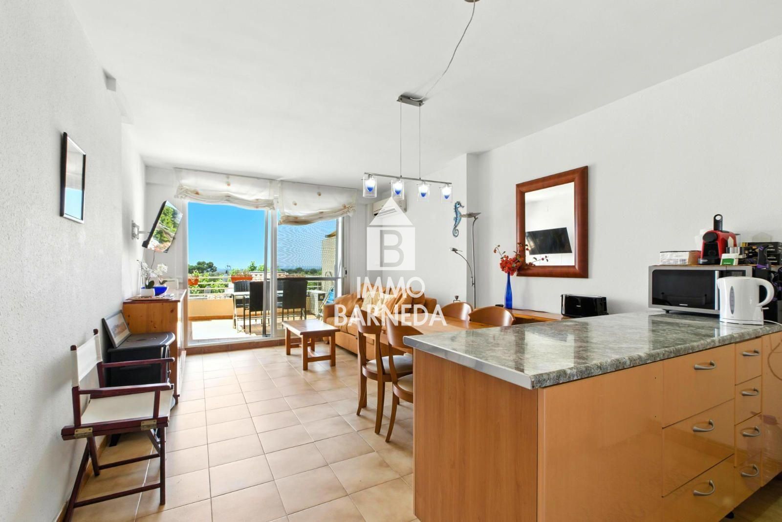 MUGA PARK Bright apartment with terrace and elevator near the sea