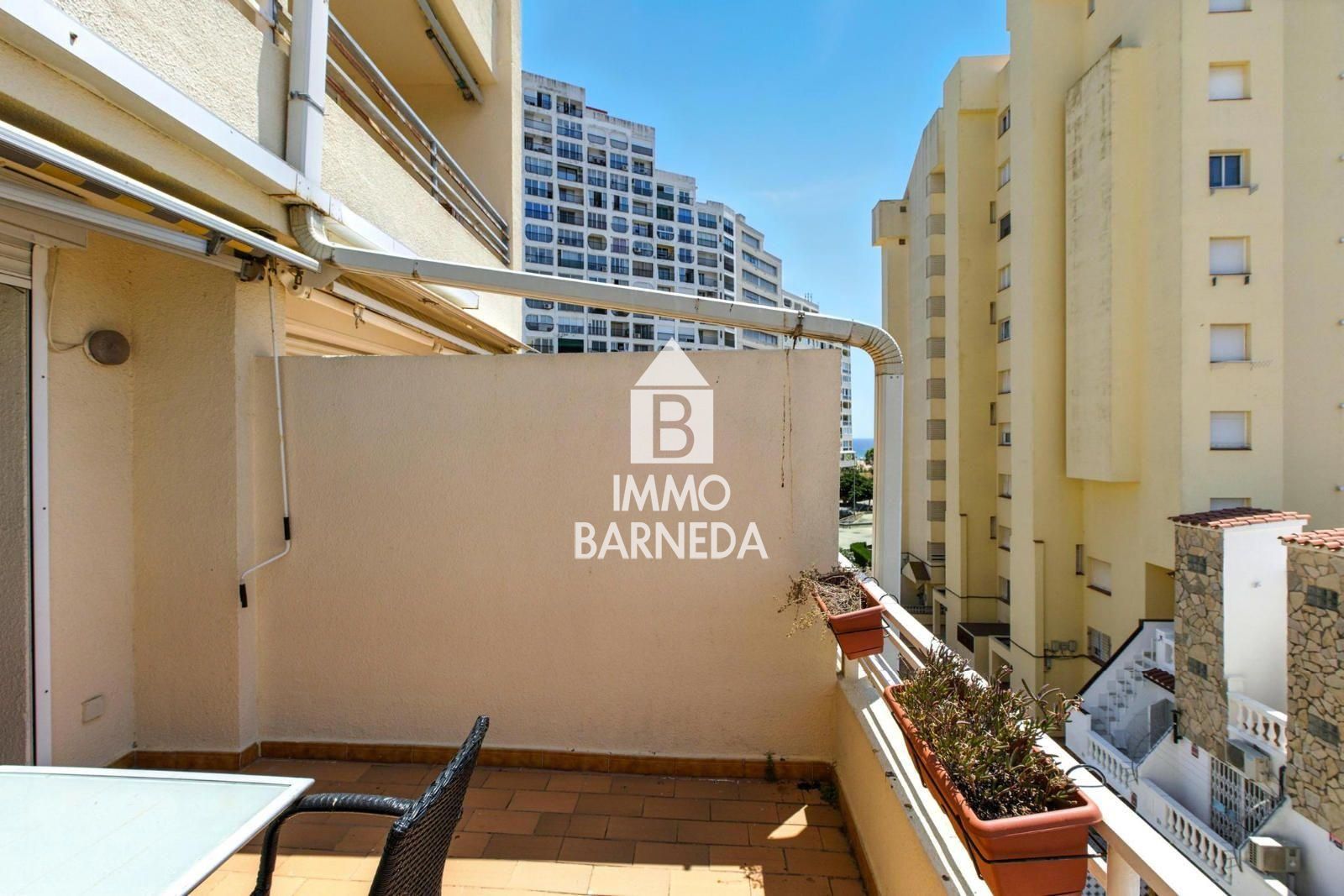 MUGA PARK Bright apartment with terrace and elevator near the sea