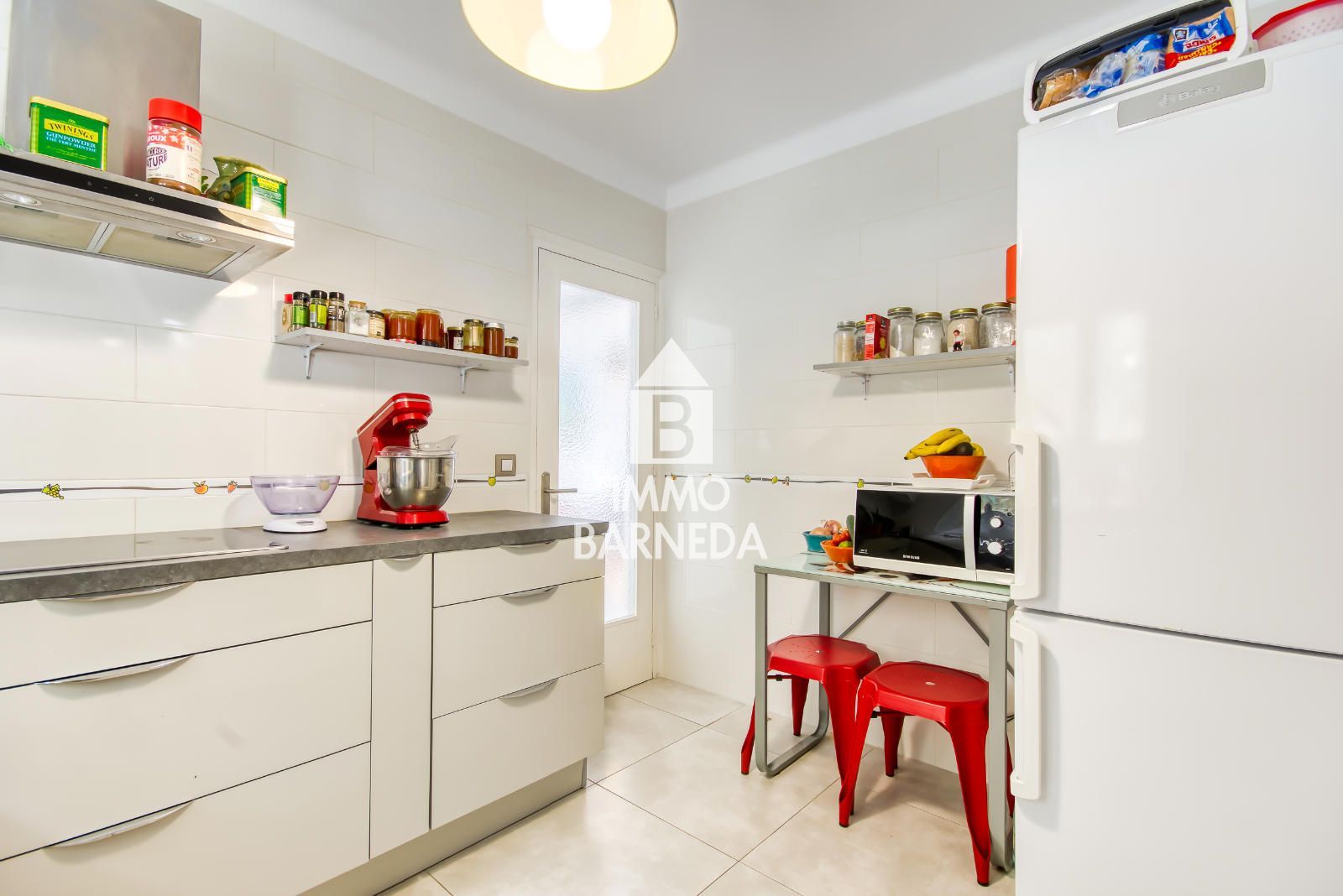 Apartamento reformado con vistas al mar en Roses