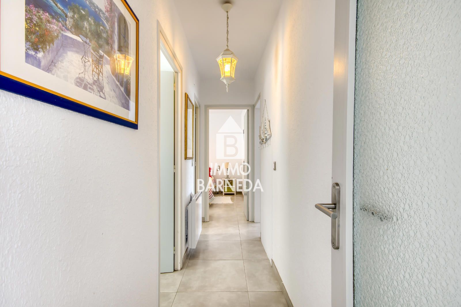 Apartamento reformado con vistas al mar en Roses
