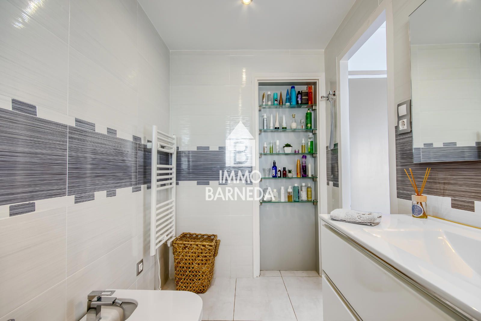 Apartamento reformado con vistas al mar en Roses