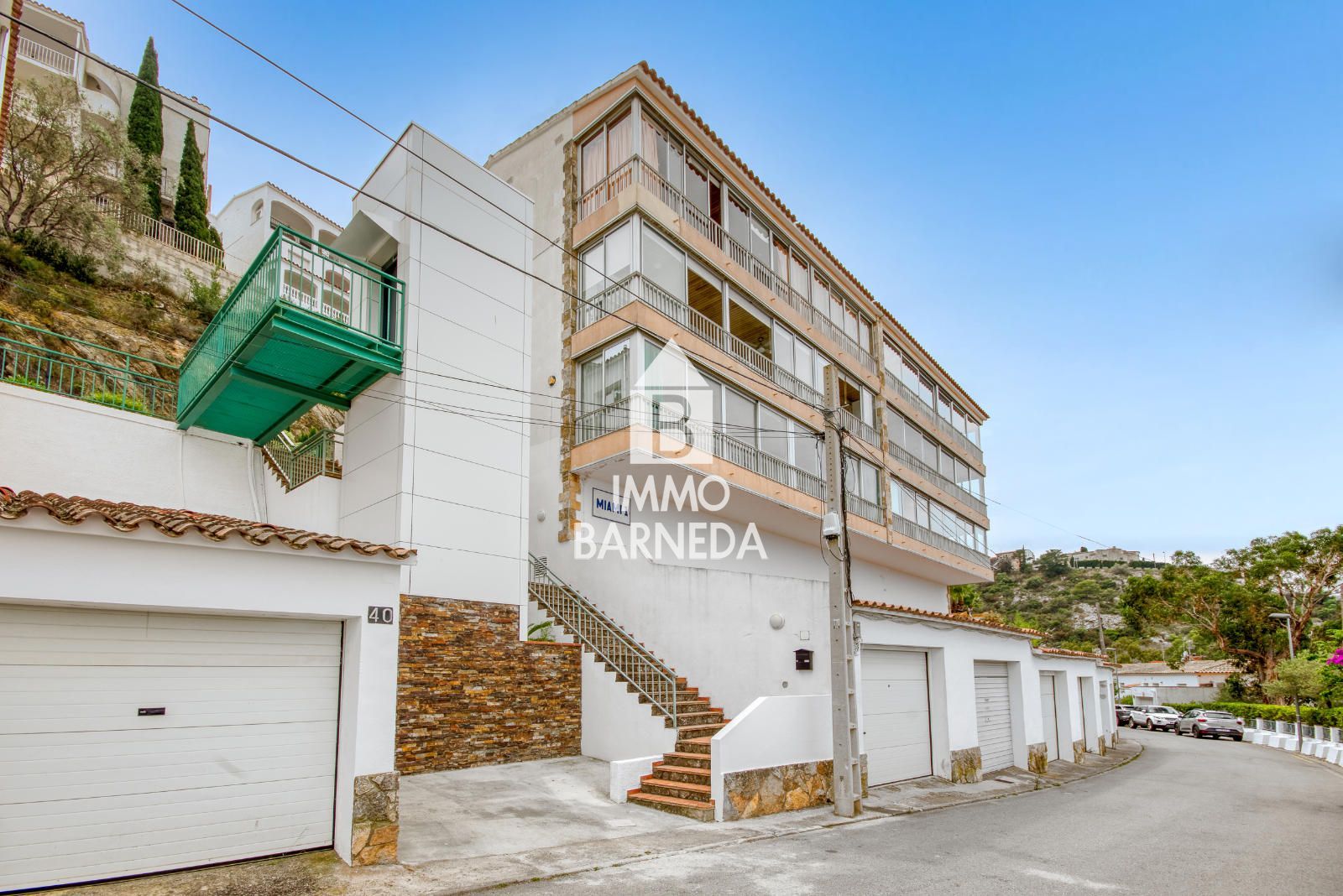 Apartamento reformado con vistas al mar en Roses