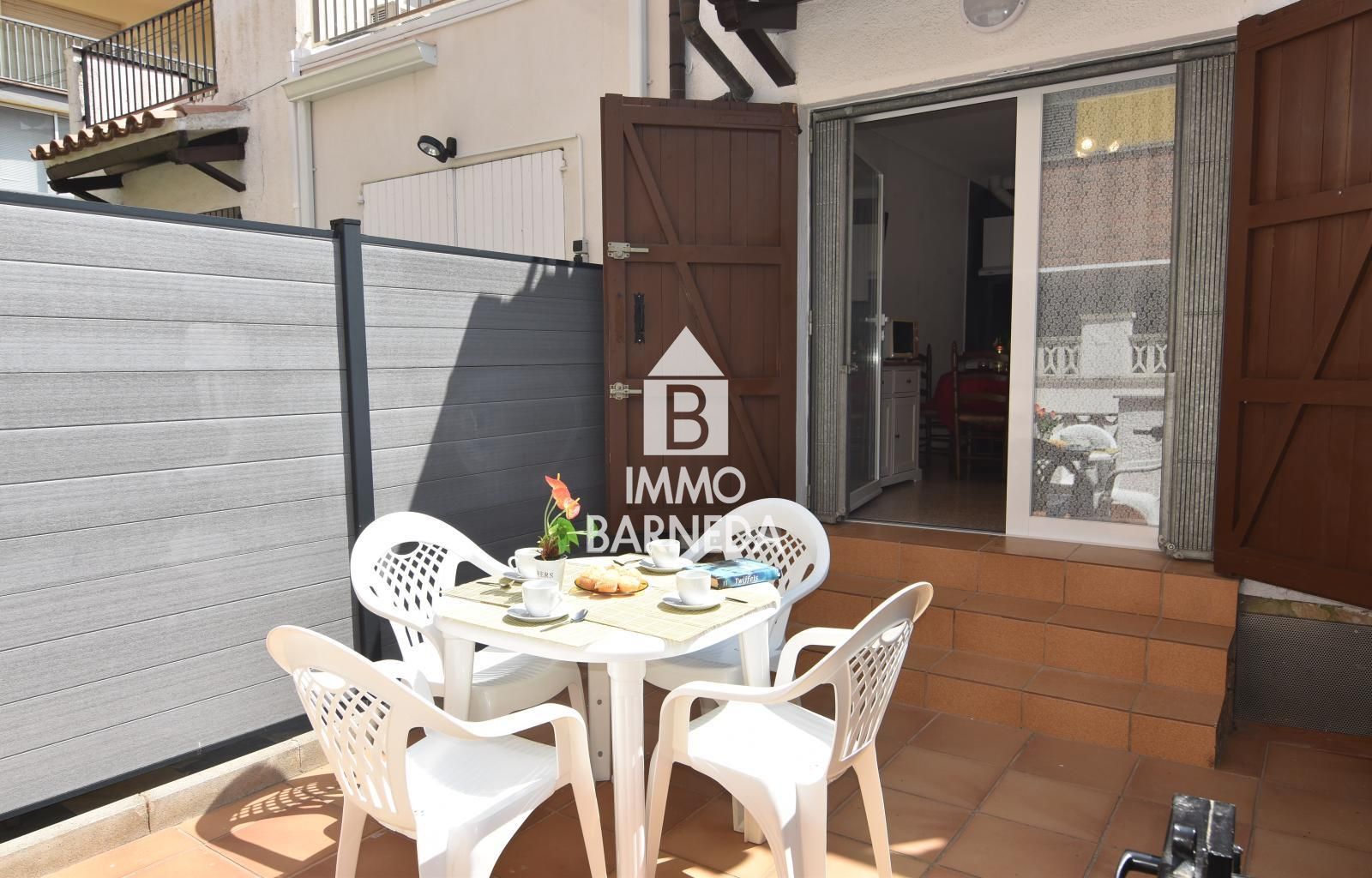 BEAUTIFUL SEMI-DETACHED HOUSE 250 METERS FROM THE BEACH OF SANTA MARGARITA ROSAS