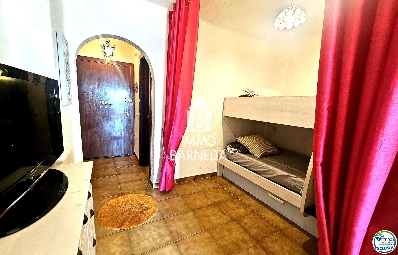 estudio cabina VISTA MAR FRONTAL EMPURIABRAVA