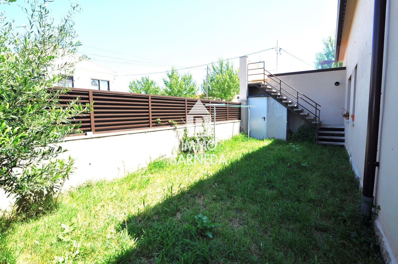 House with garden in Sant Pere Pescador.