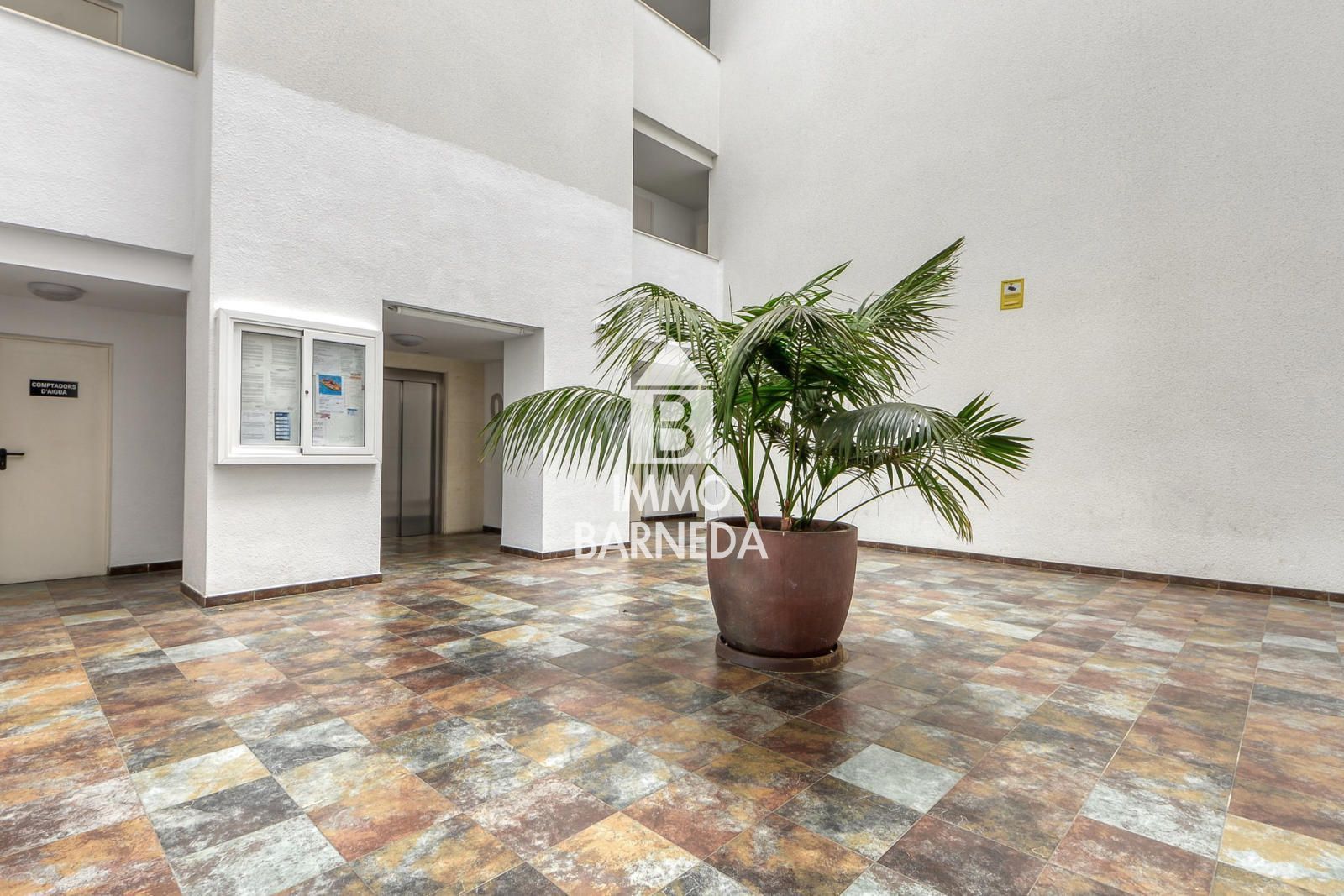 Appartement moderne dans une résidence à Santa Margarida