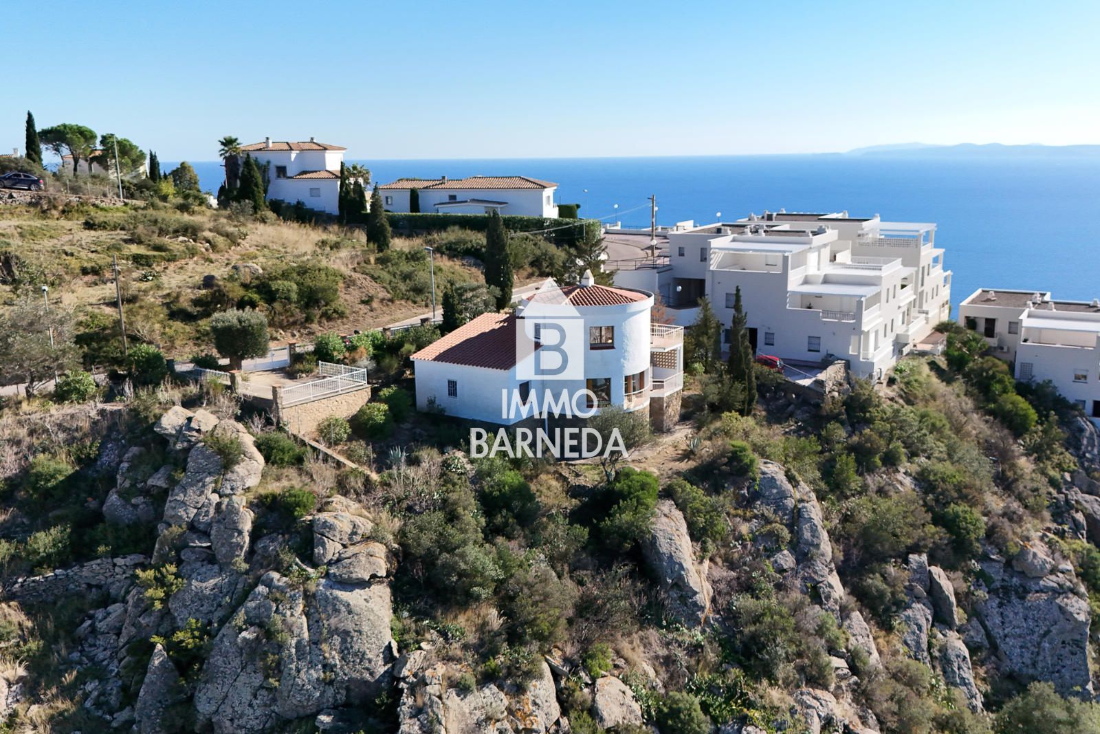 Rustic House with Panoramic Views of the Bay of Roses and the Pyrenees