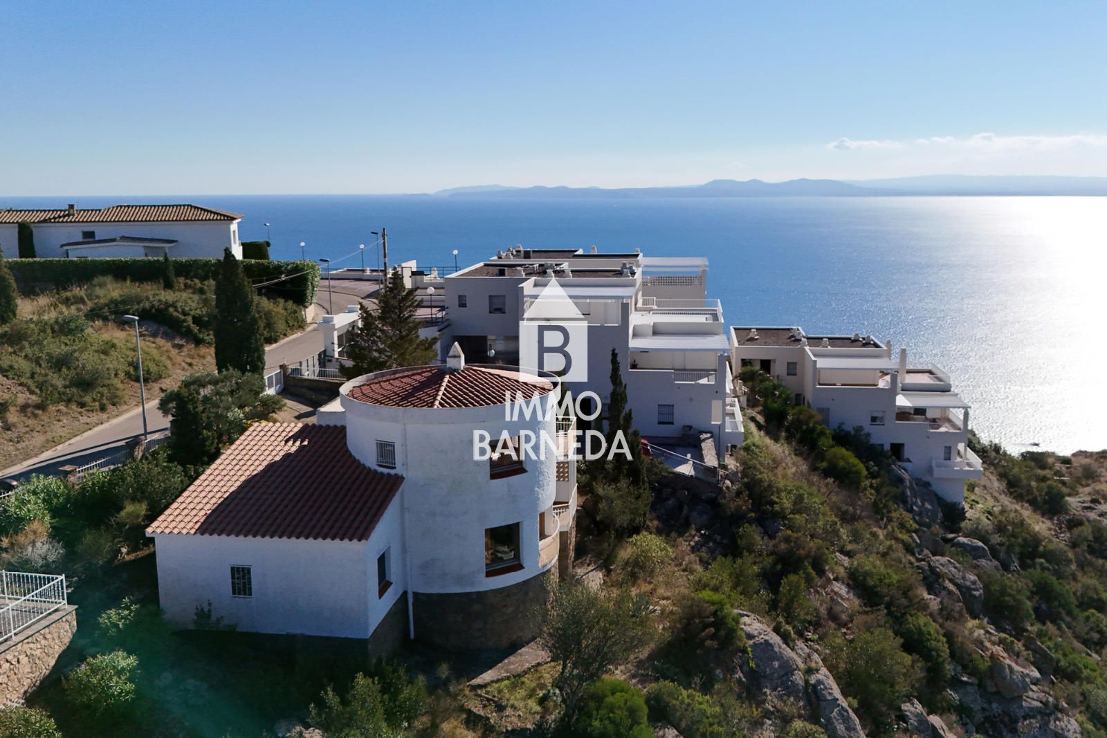 Rustic House with Panoramic Views of the Bay of Roses and the Pyrenees
