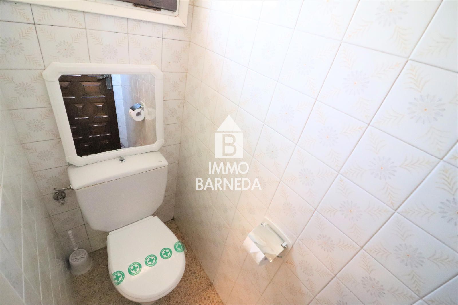 Casa amb llicència turística i piscina comunitaria a Empuriabrava