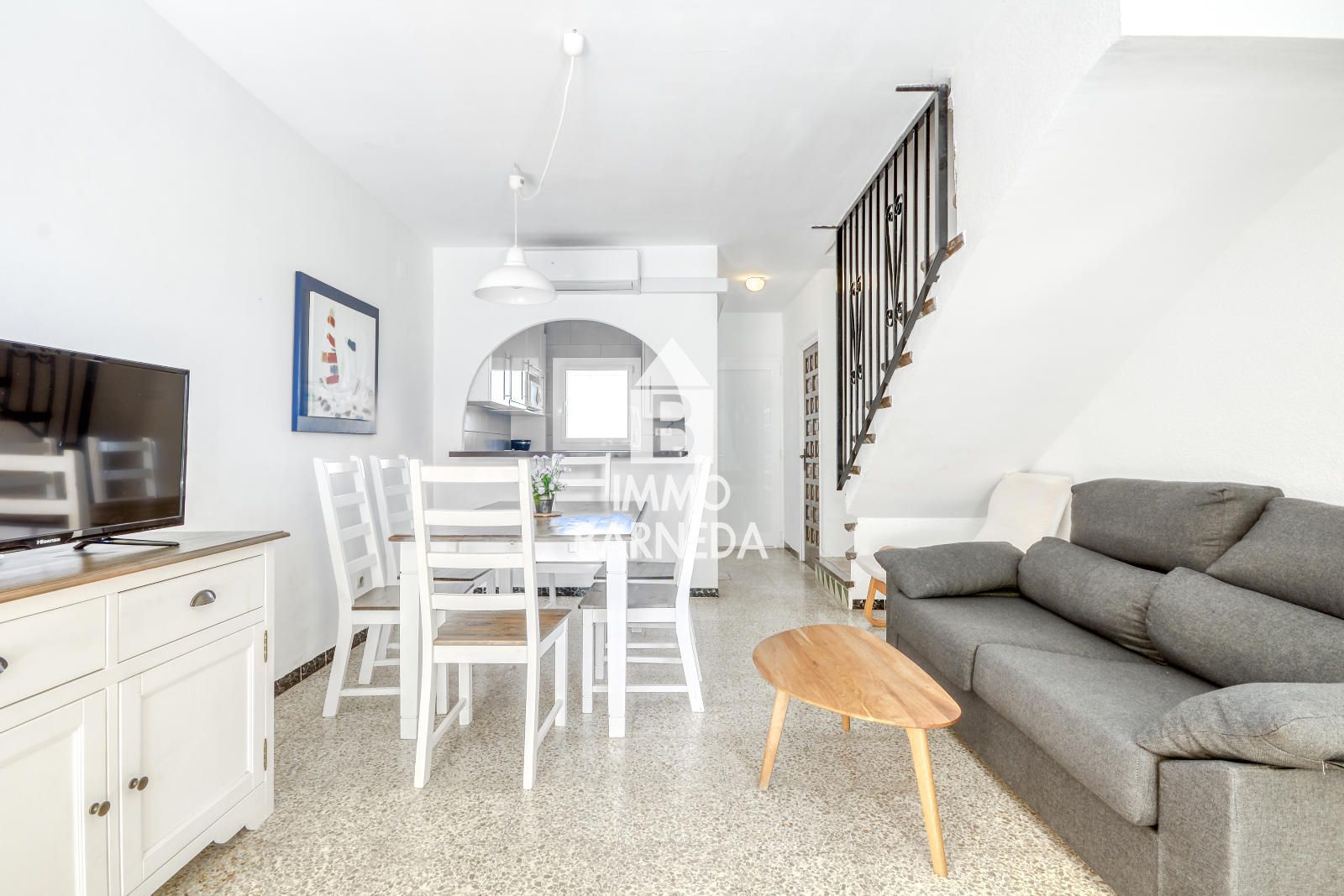 House with Tourist License and Communal Swimming pool in Empuriabrava