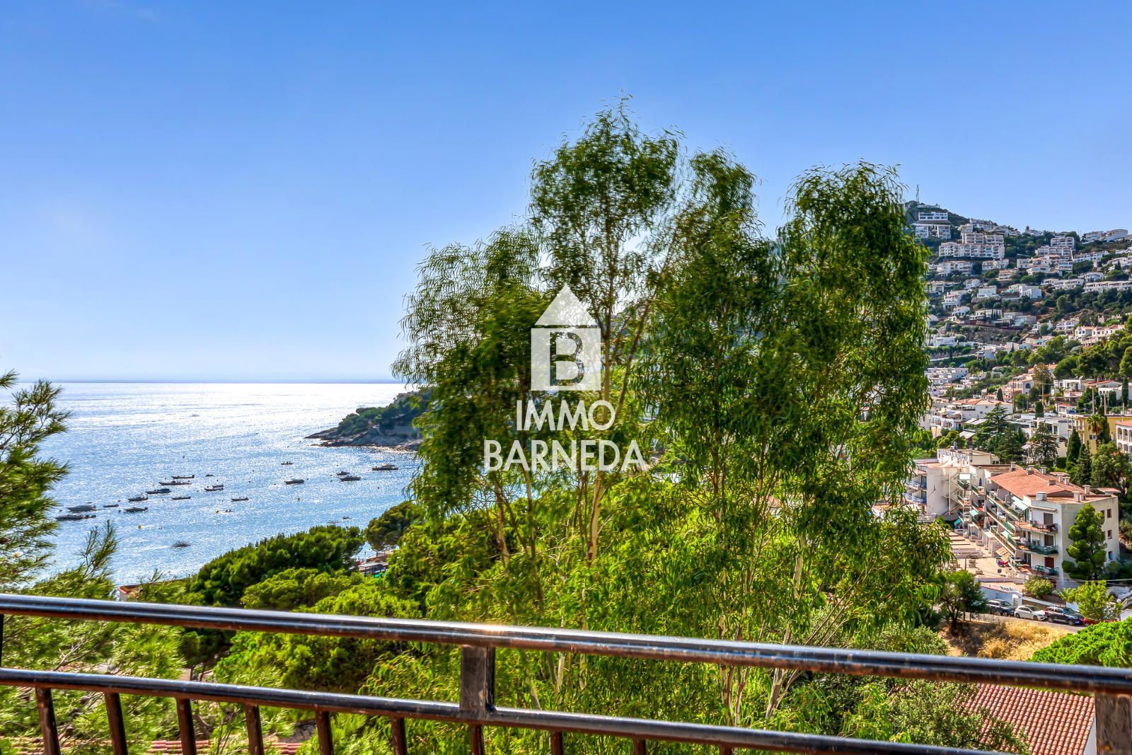 Magnifique appartement rénové avec vue sur la mer à Canyelles Petites – Roses
