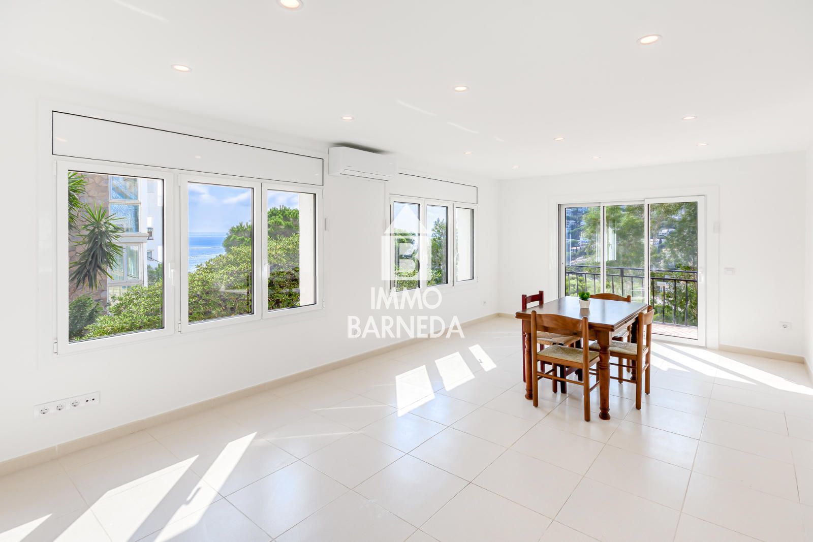 Magnifique appartement rénové avec vue sur la mer à Canyelles Petites – Roses