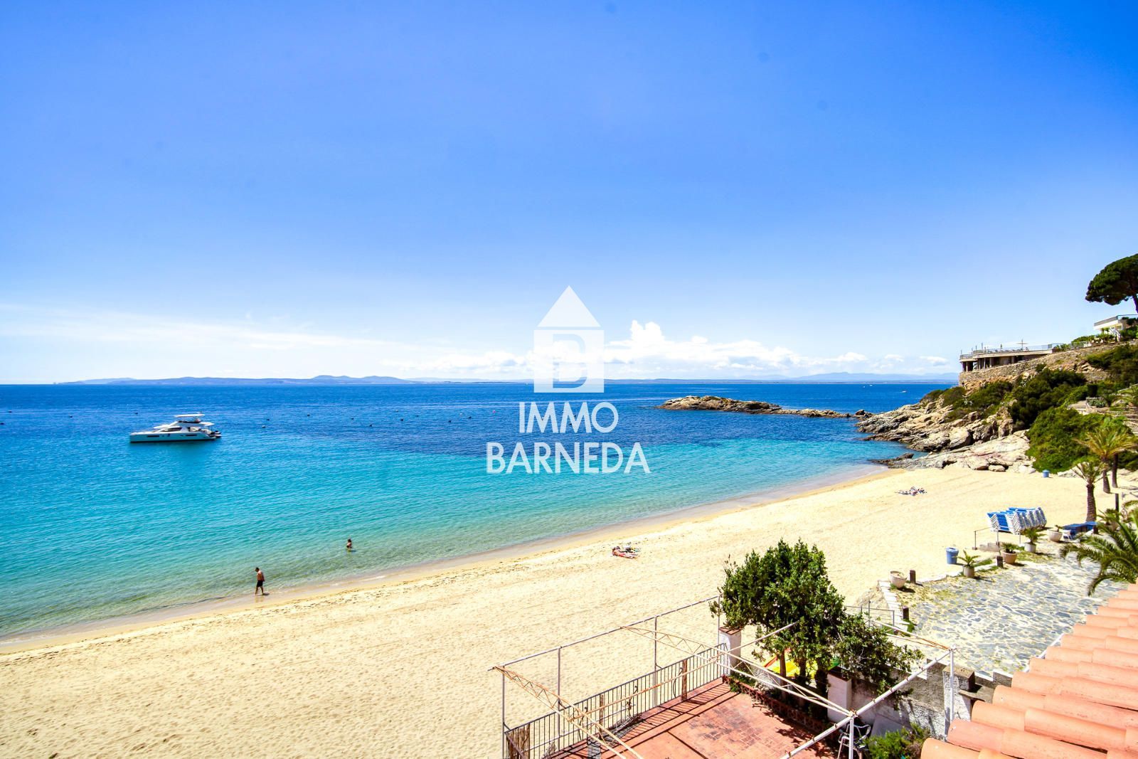 Appartement exclusif entièrement rénové en première ligne de mer avec Licence Touristique – Plage de l'Almadraba, Roses