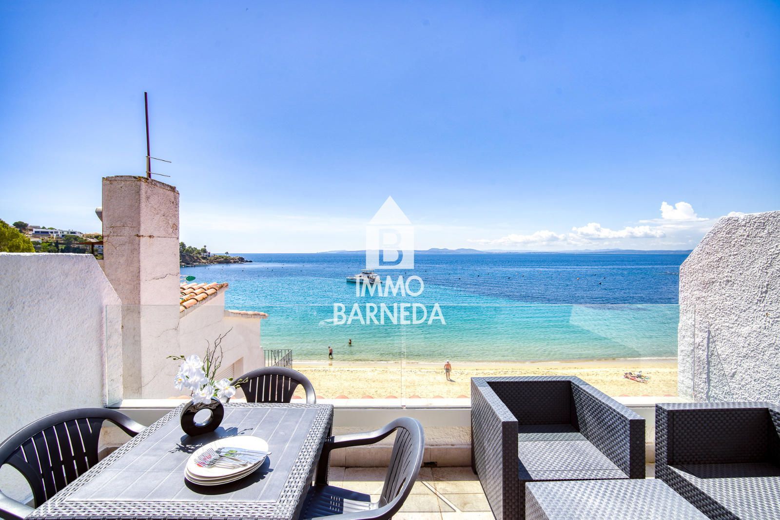 Appartement exclusif entièrement rénové en première ligne de mer avec Licence Touristique – Plage de l'Almadraba, Roses