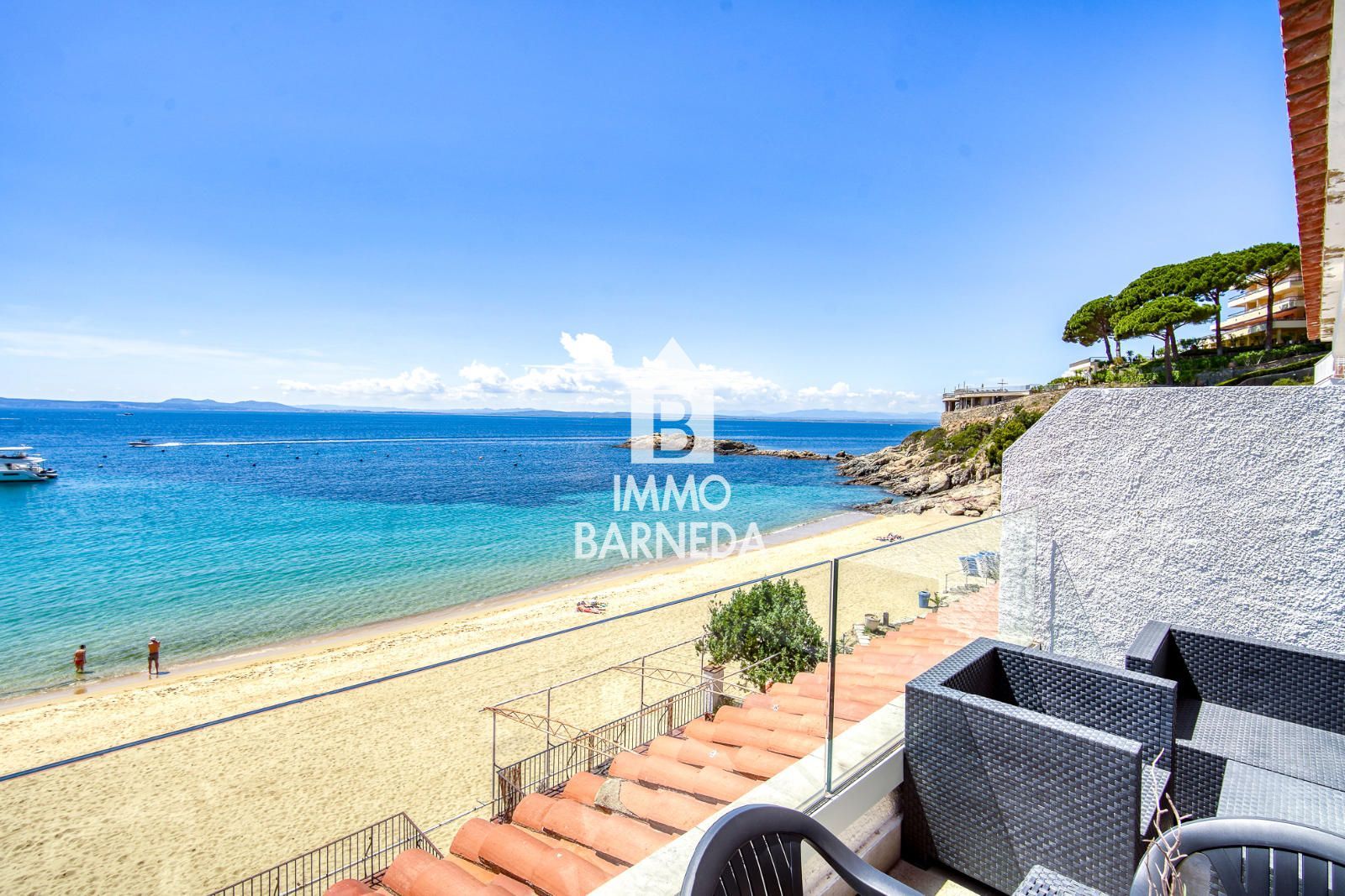 Appartement exclusif entièrement rénové en première ligne de mer avec Licence Touristique – Plage de l'Almadraba, Roses