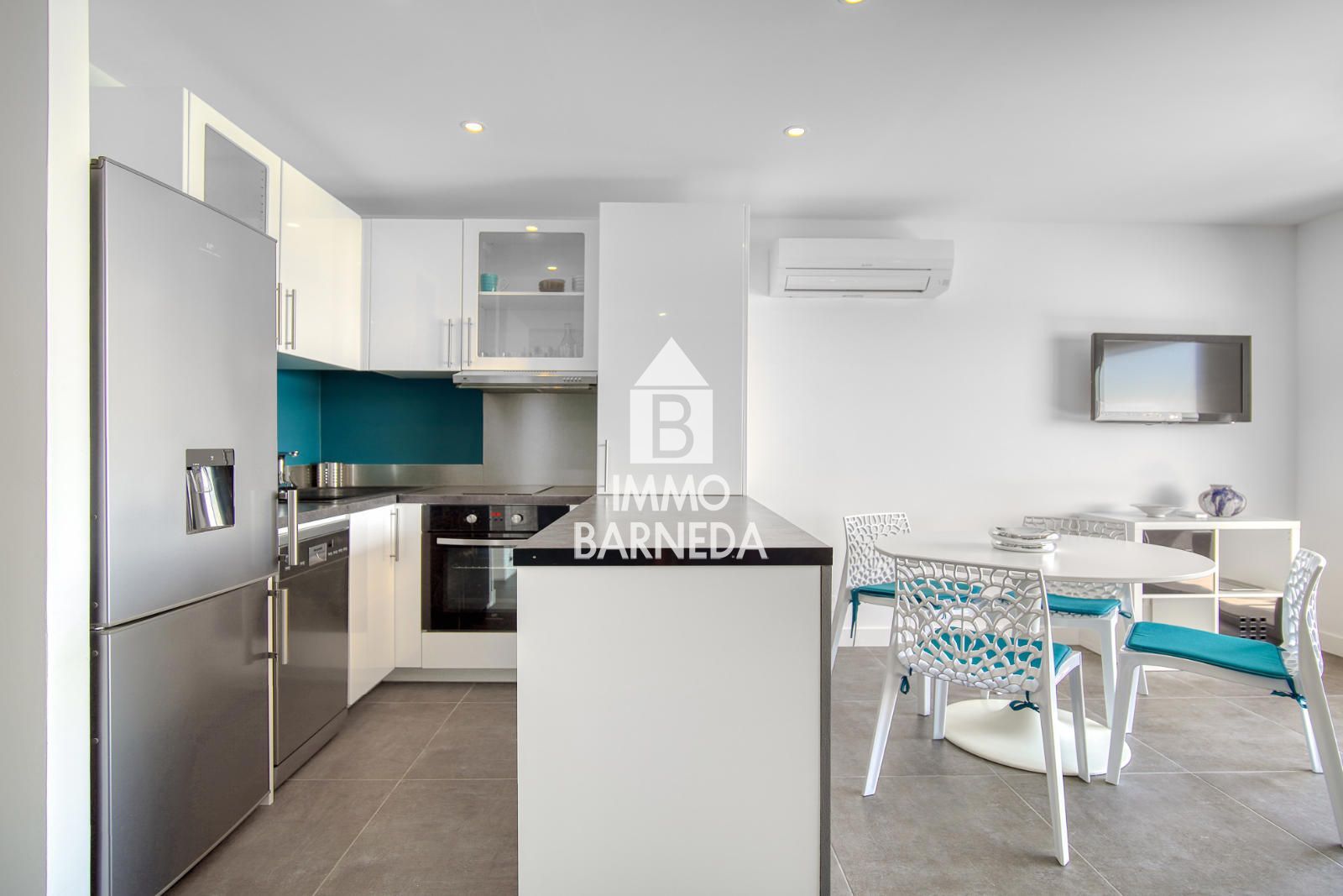 Appartement exclusif entièrement rénové en première ligne de mer avec Licence Touristique – Plage de l'Almadraba, Roses