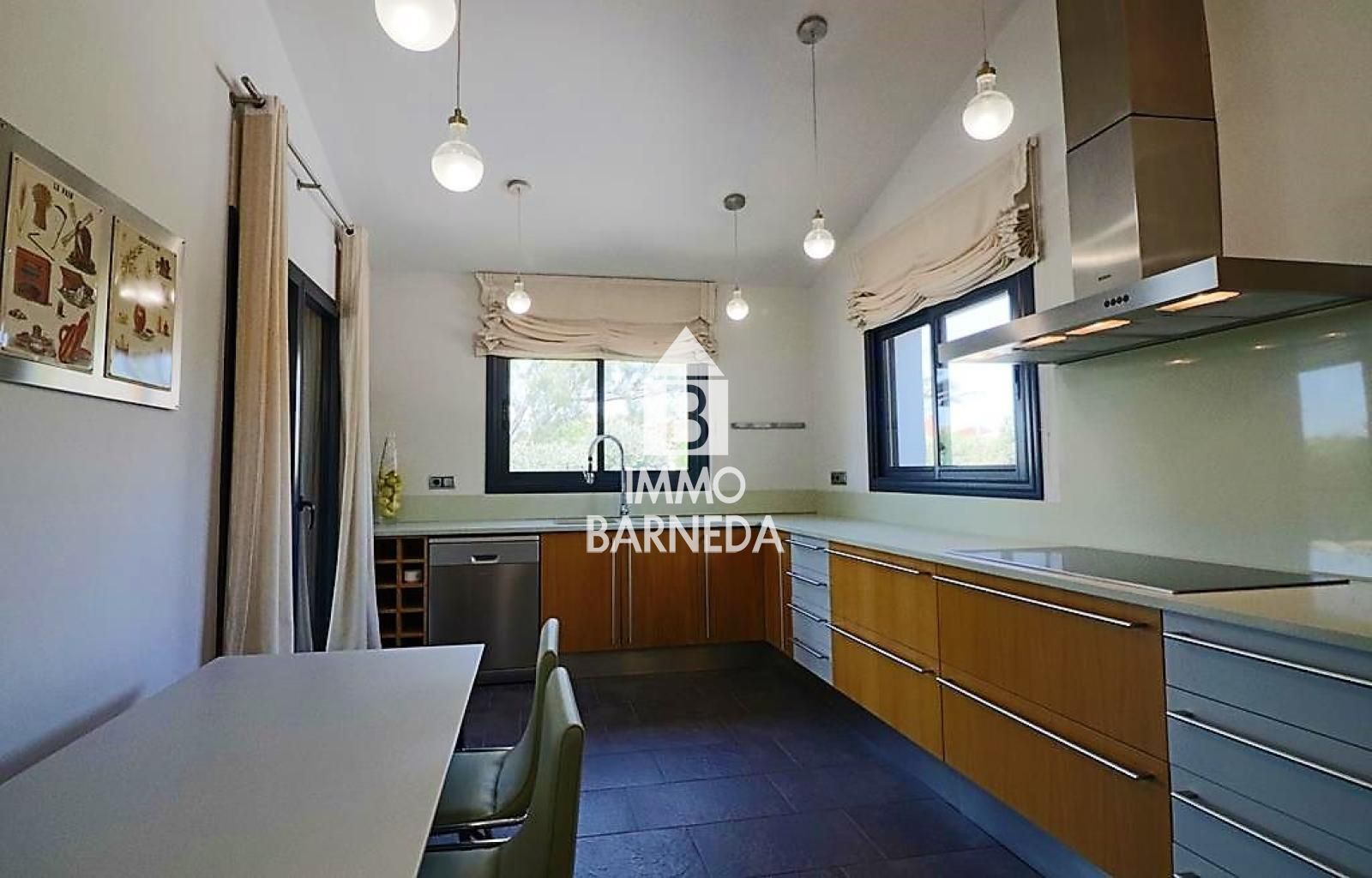 Villa totalmente renovada en la exclusiva zona de Peralada Golf