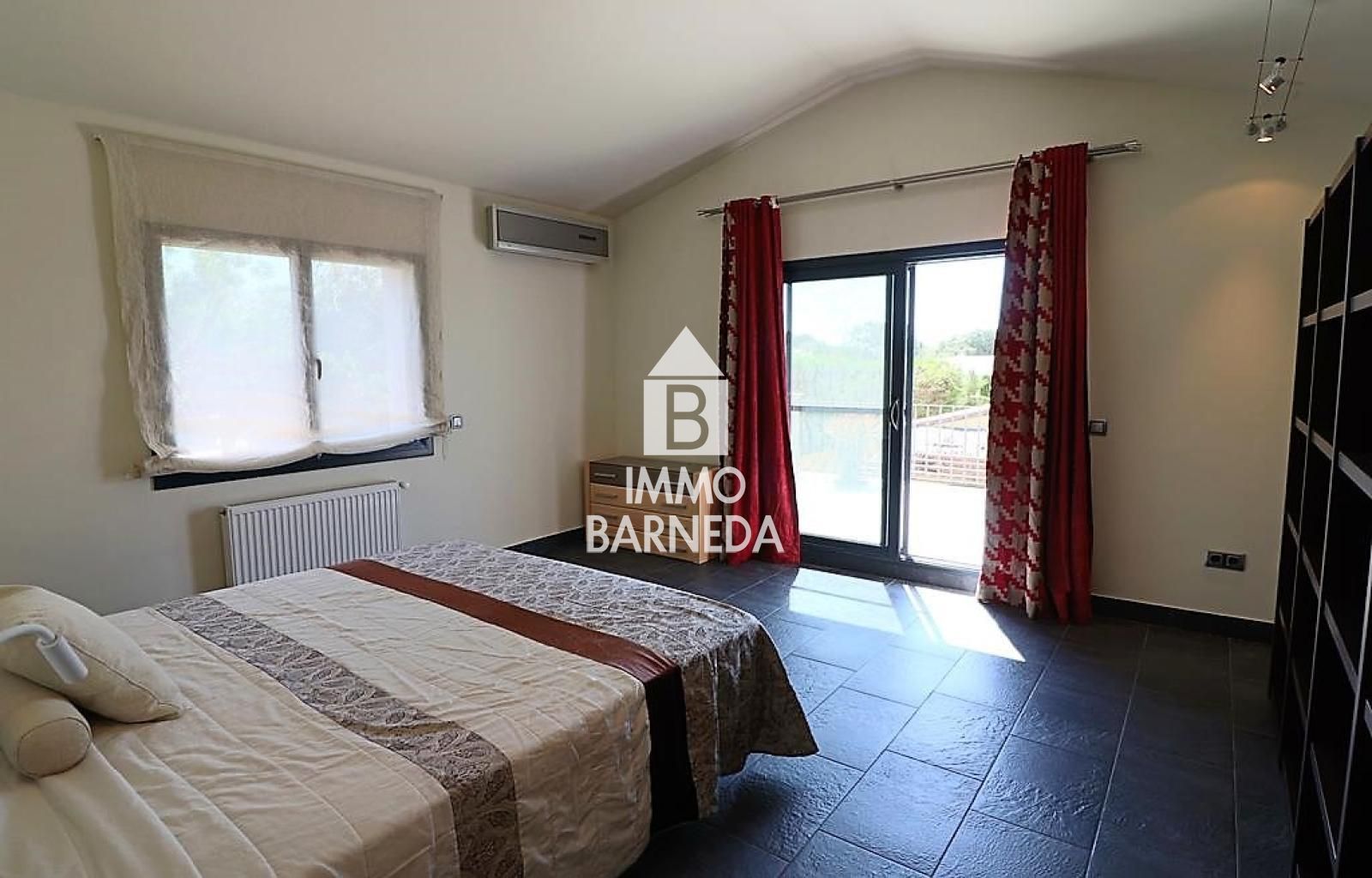 Villa totalmente renovada en la exclusiva zona de Peralada Golf