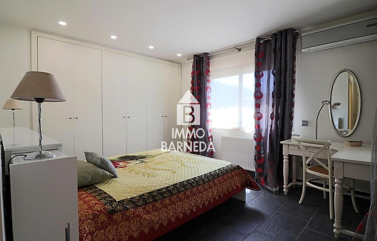 Villa totalmente renovada en la exclusiva zona de Peralada Golf