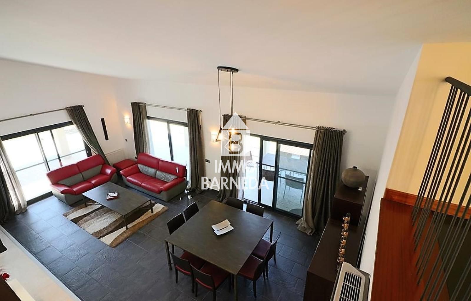 Villa totalmente renovada en la exclusiva zona de Peralada Golf