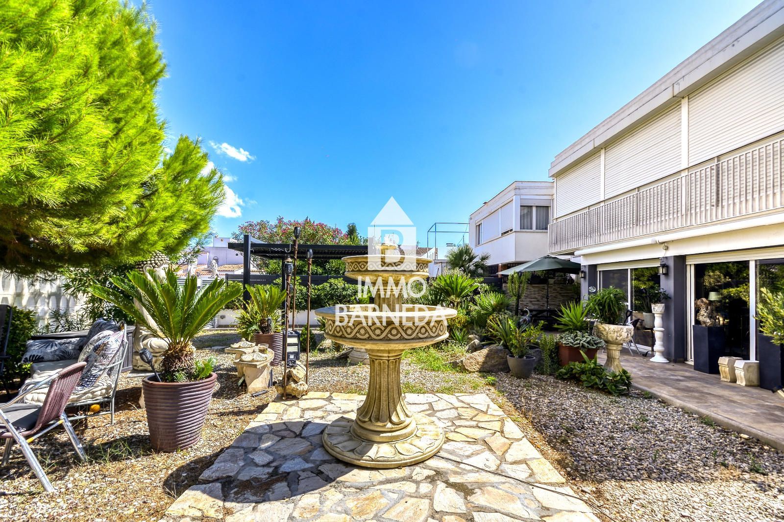 Erdgeschoss-Haus mit Garten und Pool-Möglichkeit