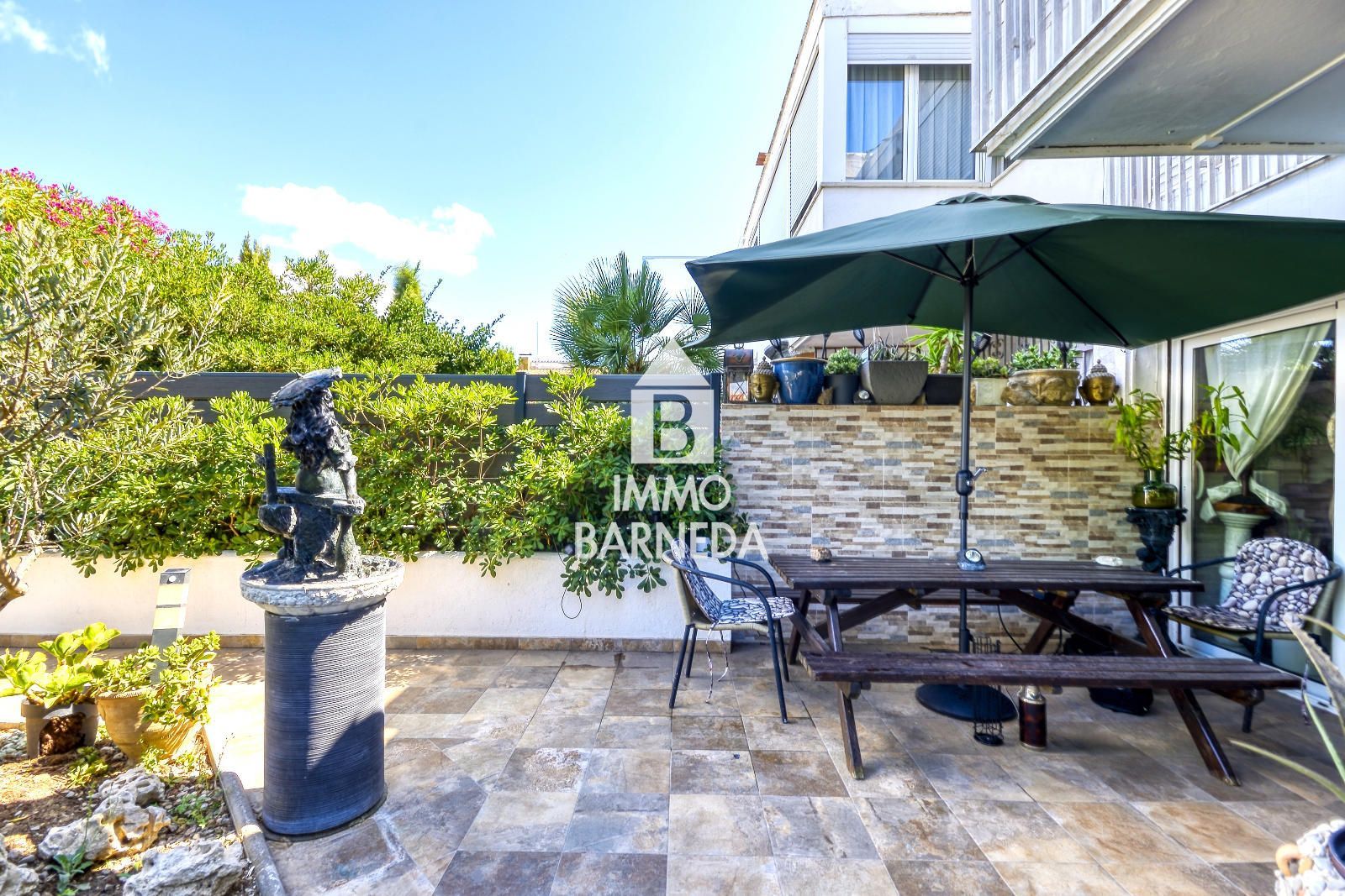 Erdgeschoss-Haus mit Garten und Pool-Möglichkeit