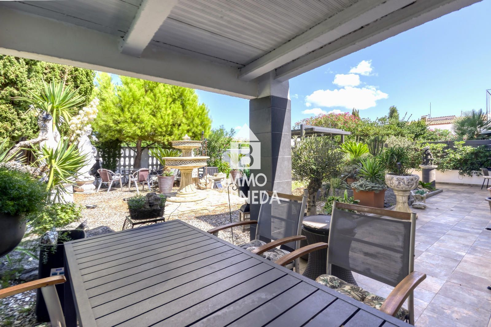 Erdgeschoss-Haus mit Garten und Pool-Möglichkeit