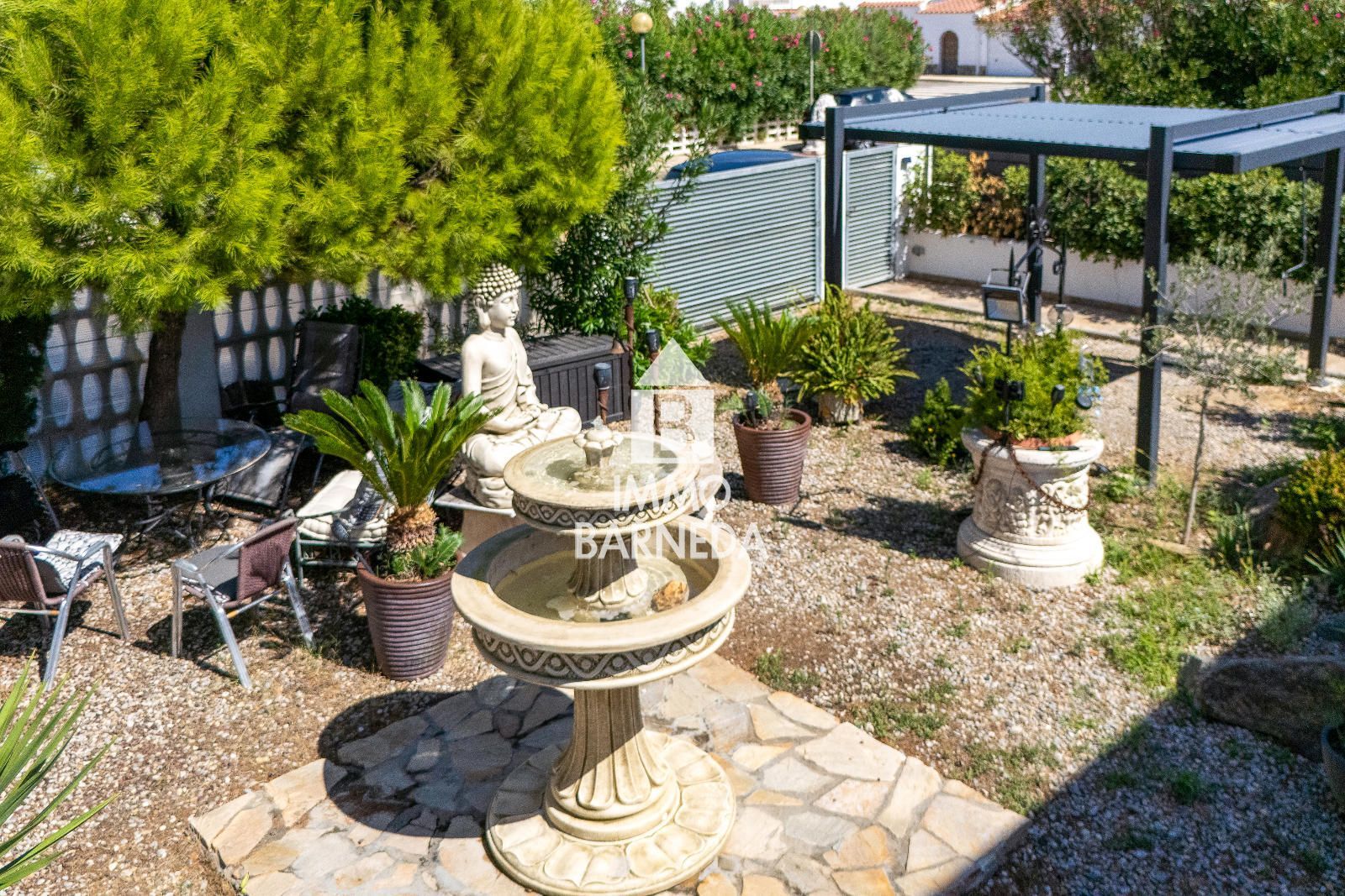 Erdgeschoss-Haus mit Garten und Pool-Möglichkeit